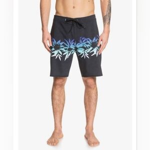 ● QUIKSILVER ● Highline Choppa 19" Swim Shorts Boardshorts 4-way Stretch Hybrid